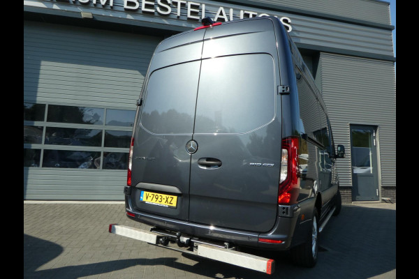 Mercedes-Benz Sprinter 319cdi L2H2, Automaat, Camera, Navi, LED, Xenon, 3-Zits, Trekhaak,