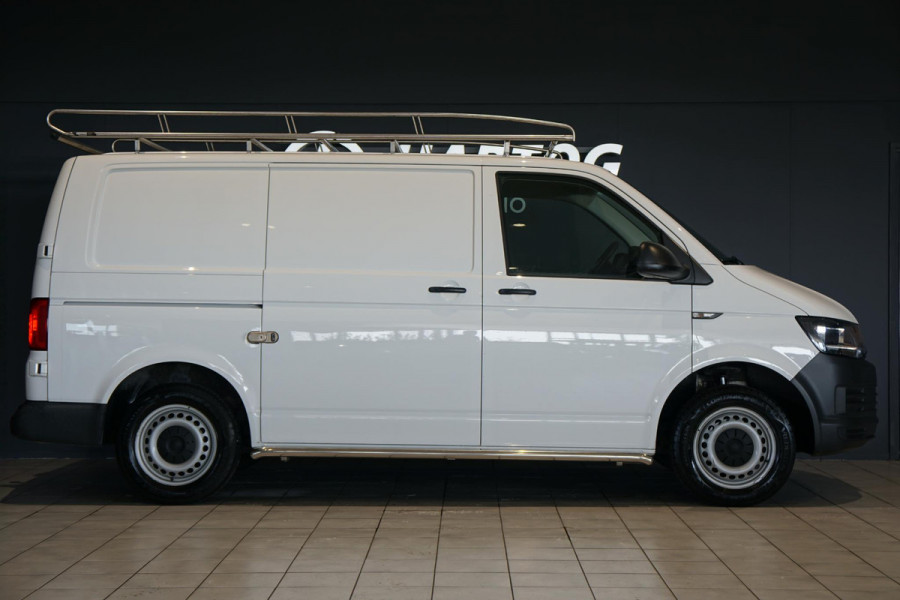 Volkswagen Transporter 2.0 TDI L1H1 *56397KM* + AIRCO / TREKHAAK / PDC / IMPERIAAL