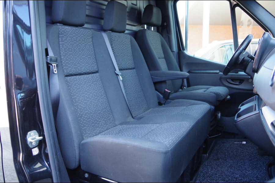 Mercedes-Benz Sprinter 319 3.0 CDI V6 L2H2 AUT. LED, MBUX 10'', 360 CAMERA, ADAPT. CRUISE, STANDKACHEL, VOORRUIT VERWARMING, NAVI,