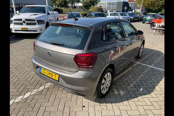 Volkswagen Polo 1.0 TSI Comfortline Connected Series / carplay