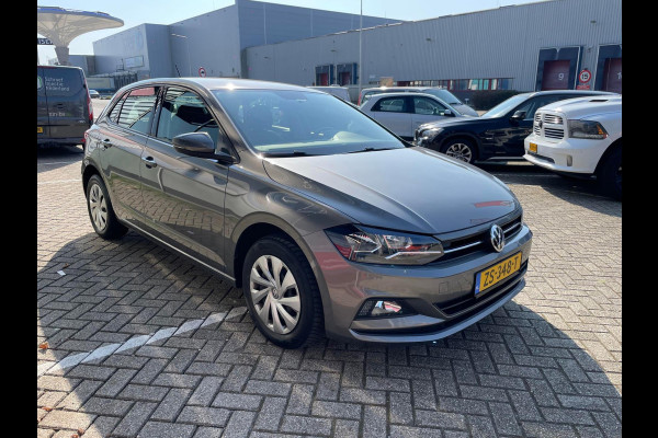 Volkswagen Polo 1.0 TSI Comfortline Connected Series / carplay