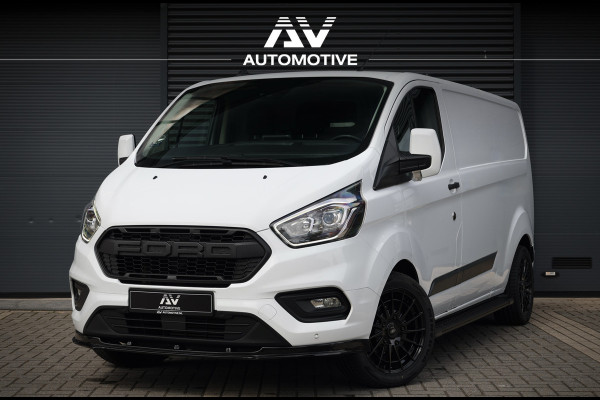 Ford Transit Custom 300 2.0 TDCI L2H1 | Camera | CarPlay | Raptor Edition | Stoelverwarming | Trekhaak | 3-Zitter | Nieuwe APK | Onderhoudsbeurt