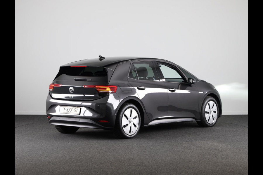 Volkswagen ID.3 Pro Edition Advantage 58 kWh 204 pk | Navigatie | Parkeersensoren (Park assist) | Achteruitrijcamera | Adaptieve cruise control | Stoelverwarming |