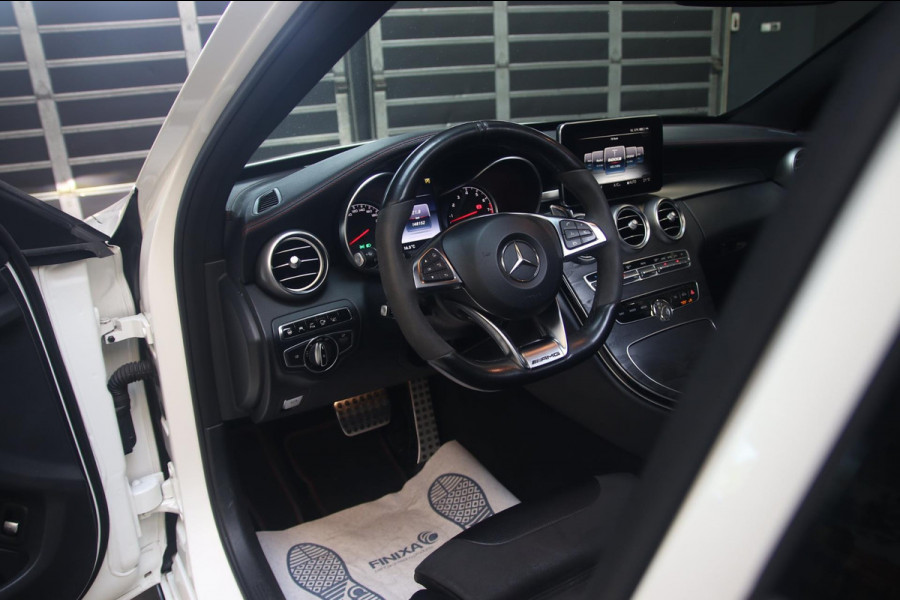 Mercedes-Benz C-Klasse C43 AMG 4MATIC PANO-MEMORY-HUD-360