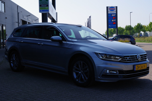 Volkswagen Passat Variant 1.5 TSI 150 PK Automaat R-Line Highline, LED, Leder, R-Line Int. Adap. Cruise Control, Carplay