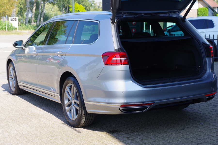 Volkswagen Passat Variant 1.5 TSI 150 PK Automaat R-Line Highline, LED, Leder, R-Line Int. Adap. Cruise Control, Carplay