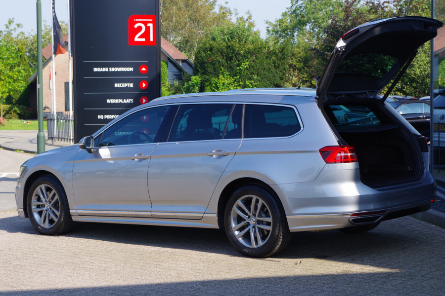 Volkswagen Passat Variant 1.5 TSI 150 PK Automaat R-Line Highline, LED, Leder, R-Line Int. Adap. Cruise Control, Carplay