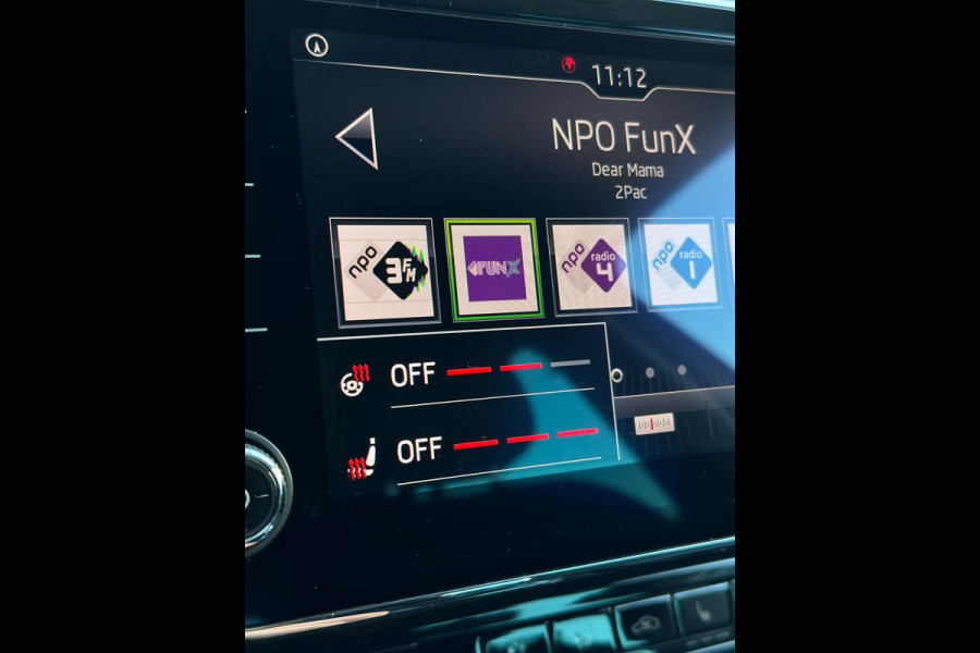 Škoda Superb Combi 2.0 TSI 4x4 CarPlay Trekhaak Camera