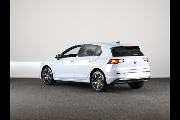 Volkswagen Golf 50 Edition 1.5 eHybrid 150 kW / 204 pk Hatchback 6