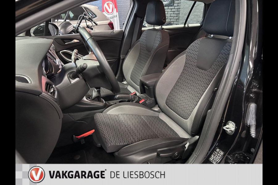 Opel Astra Sports Tourer 1.2 Business Edition navigatie / cruise control / pdc / boeken / afn trekhaak / nieuwe distributie