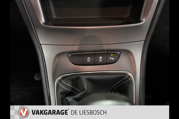 Opel Astra Sports Tourer 1.2 Business Edition navigatie / cruise control / pdc / boeken / afn trekhaak / nieuwe distributie