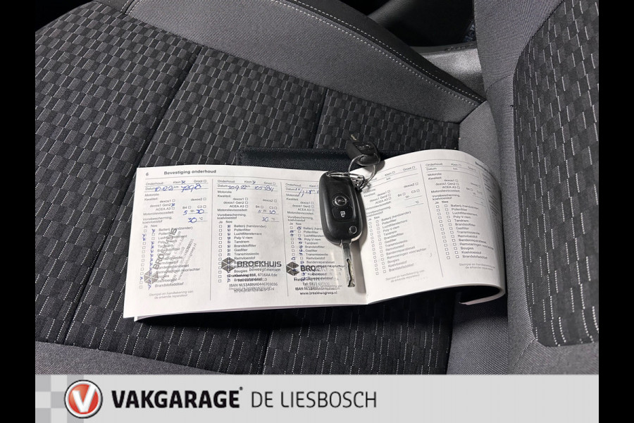 Opel Astra Sports Tourer 1.2 Business Edition navigatie / cruise control / pdc / boeken / afn trekhaak / nieuwe distributie