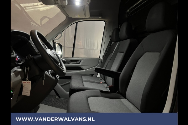 Volkswagen Crafter 2.0TDI L3H3 (Oude L2H2) Euro6 Airco | Camera | Apple Carplay | Trekhaak Parkeersensoren, Stoelverwarming, Bijrijdersbank, Android Auto