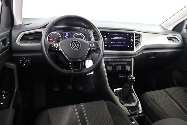 Volkswagen T-Roc 1.0 TSI Style 110 pk | Navigatie via App | Parkeersensoren | Adaptieve cruise control |