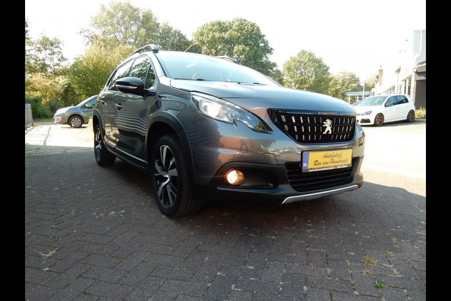 Peugeot 2008 1.2 GT-LINE*LEDER*CR CONTR*PANODAK*