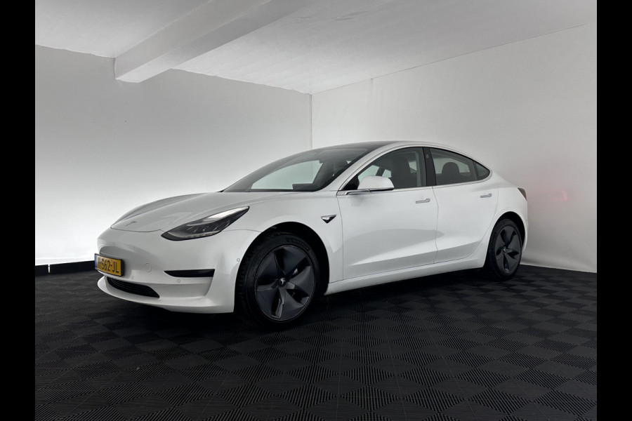 Tesla Model 3 Standard RWD Plus 60 kWh [ 3-Fase ] (INCL-BTW) Aut. *PANO | AUTO-PILOT | NAPPA-VOLLEDER | KEYLESS | FULL-LED | MEMORY-PACK | SURROUND-VIEW | DAB | APP-CONNECT | VIRTUAL-COCKPIT | LANE-ASSIST | TOWBAR | COMFORT-SEATS*