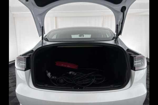 Tesla Model 3 Standard RWD Plus 60 kWh [ 3-Fase ] (INCL-BTW) Aut. *PANO | AUTO-PILOT | NAPPA-VOLLEDER | KEYLESS | FULL-LED | MEMORY-PACK | SURROUND-VIEW | DAB | APP-CONNECT | VIRTUAL-COCKPIT | LANE-ASSIST | TOWBAR | COMFORT-SEATS*