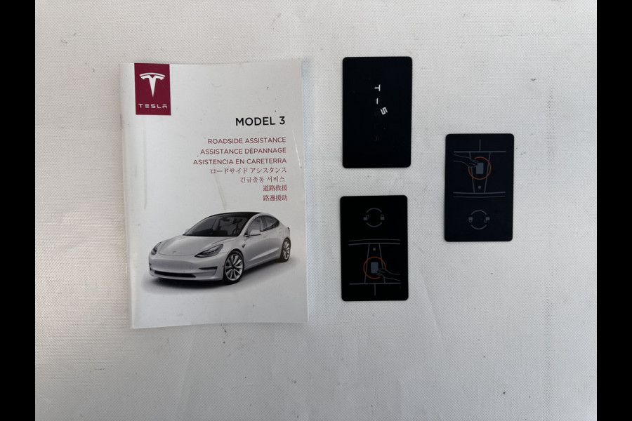 Tesla Model 3 Standard RWD Plus 60 kWh [ 3-Fase ] (INCL-BTW) Aut. *PANO | AUTO-PILOT | NAPPA-VOLLEDER | KEYLESS | FULL-LED | MEMORY-PACK | SURROUND-VIEW | DAB | APP-CONNECT | VIRTUAL-COCKPIT | LANE-ASSIST | TOWBAR | COMFORT-SEATS*