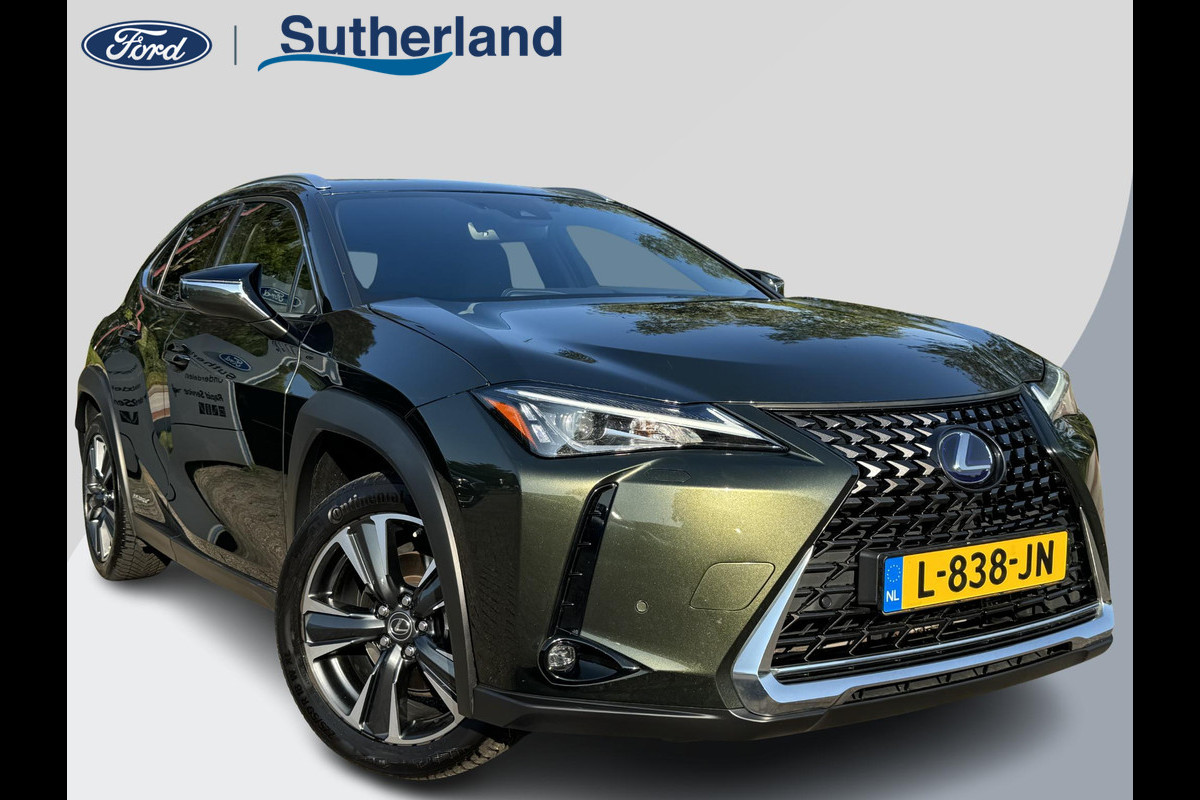 Lexus UX 250h Preference Line 183pk Automaat | Trekhaak | Adaptieve Cruise | Dodehoeksensoren | Achteruitrijcamera | LED Koplampen