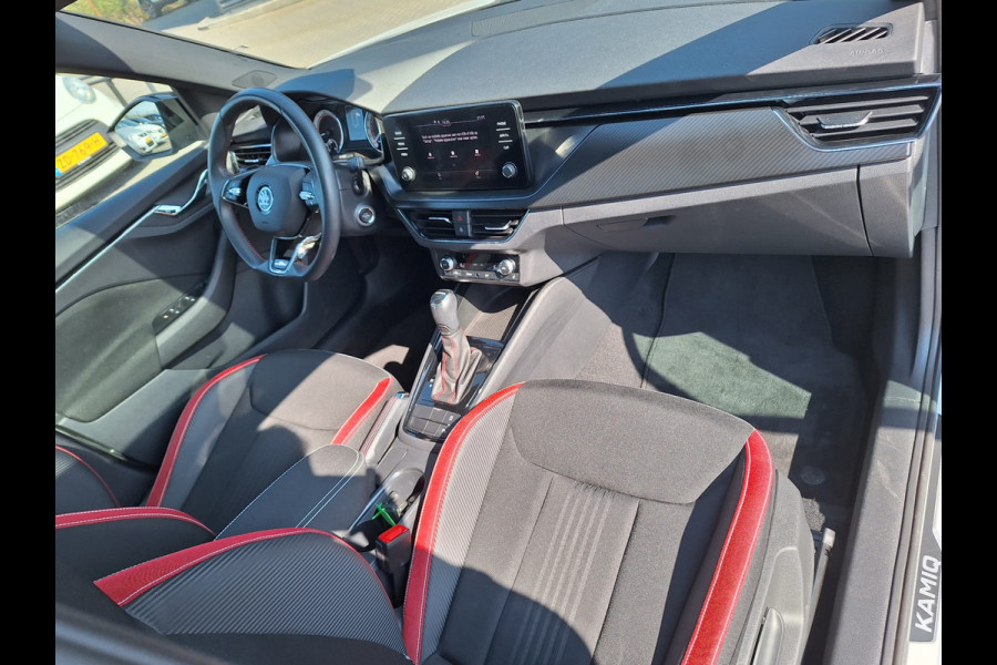 Škoda Kamiq 1.0 TSI Monte Carlo DSG | Carplay | Panodak | Camera | Sportstoelen Verwarmd | LED | Apple Carplay | DAB | Dode Hoek |