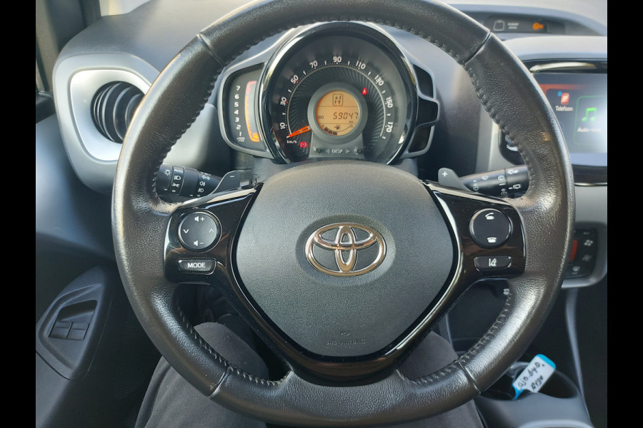 Toyota Aygo 1.0 VVT-i x-play Automaat, airco,achteruitrijcamera,Apple Carplay/dab,