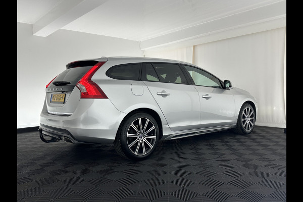 Volvo V60 2.4 D5 AWD Twin Engine Summum Tecnology-Pack Aut. *PANO | NAVI-FULLMAP | ADAPT.CRUISE | NAPPA-FULL-LEATHER | BI-XENON | CAMERA | MEMORY-PACK | ECC | PDC | TOWBAR | SPORT-SEATS | 18"ALU*