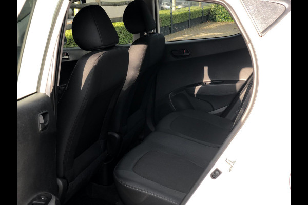 Hyundai i10 1.0i Comfort | Airco, Cruise, PDC, 13'' LMV, El. Ramen/Spiegels, Start-stop | Dealeronderhouden | 1e Eigenaar | NAP |