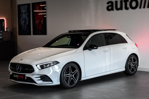 Mercedes-Benz A-Klasse 200 AMG Night ed, Pano, Camera, Sfeer, CarPlay!