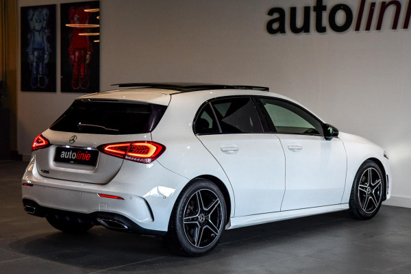 Mercedes-Benz A-Klasse 200 AMG Night ed, Pano, Camera, Sfeer, CarPlay!