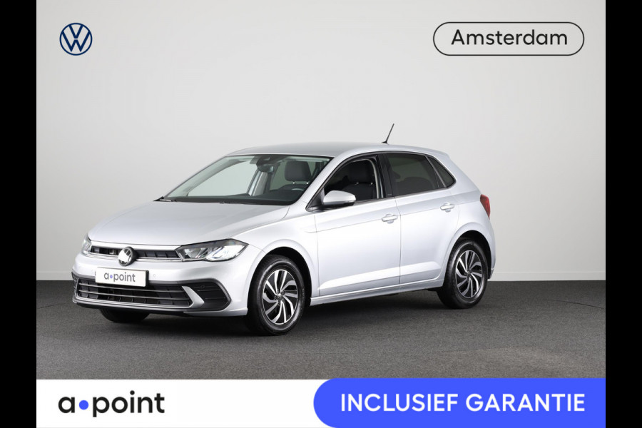 Volkswagen Polo 1.0 TSI Life 95 pk Automaat (DSG) | Verlengde garantie | Navigatie | Parkeersensoren | Achteruitrijcamera | Autom. airco | Stoelverwarming |