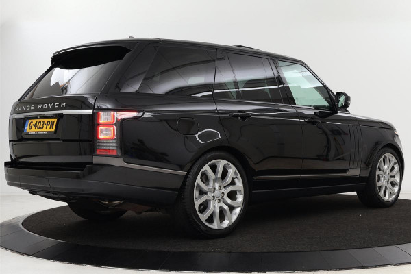 Land Rover Range Rover 5.0 V8 Vogue | Panoramadak | Massage | Stoelventilatie | Meridian | Standkachel | Trekhaak | 360 camera | Keyless | Leder | Navigatie | Dodehoek detectie | Verwarmd stuurwiel