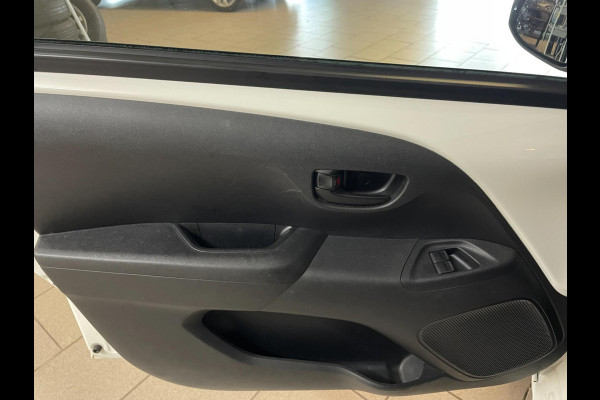 Peugeot 108 1.0 e-VTi Active AIRCO BLUETOOTH ELEK RAMEN CENT VERG MULTI STUUR SPARCO WIELDOPSET PRIVACYGLAS NIEUWSTAAT