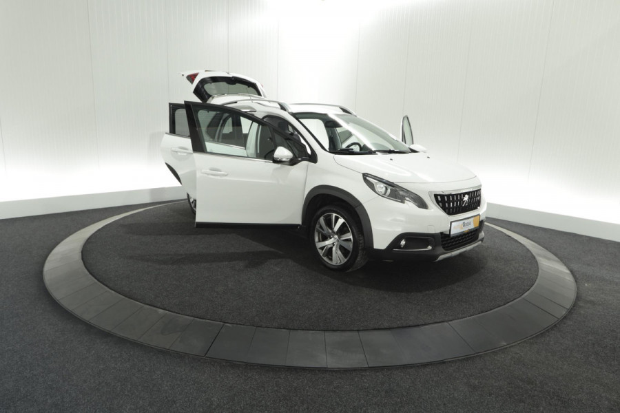 Peugeot 2008 PureTech 110 EAT6 Blue Lease Allure | Trekhaak | Camera | Navigatie | Parkeersensoren