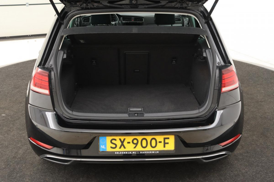 Volkswagen Golf 1.5 TSI Comfortline | 1e eigenaar | Carplay | Camera | DAB+ | Navigatie | Adaptive Cruise | PDC | Climate control