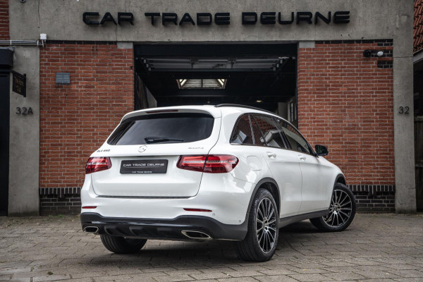 Mercedes-Benz GLC 250 4MATIC AMG NIGHT/ PANO / CAMERA