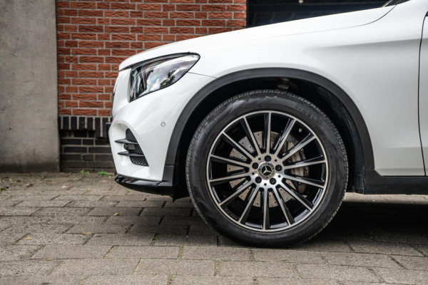 Mercedes-Benz GLC 250 4MATIC AMG NIGHT/ PANO / CAMERA