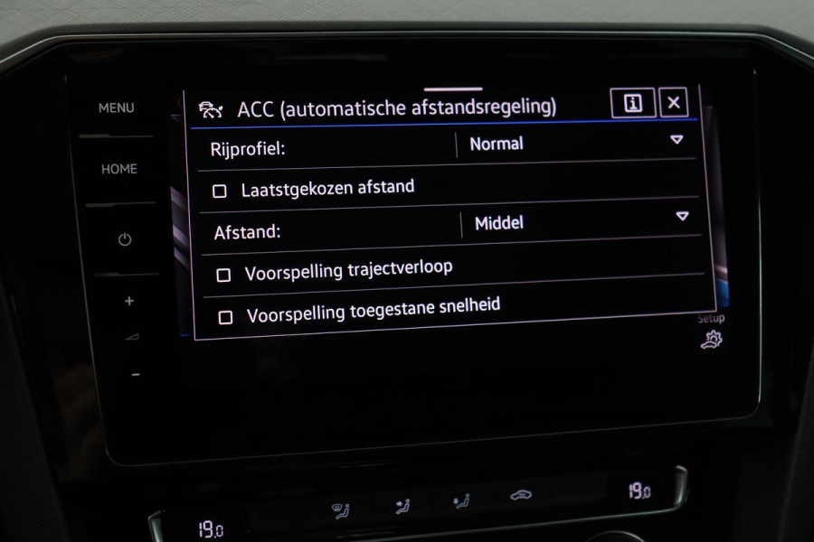 Volkswagen Passat 1.4 TSI PHEV GTE | Panoramadak | Head-up | Matrix LED | Carplay | Camera | Adaptive Cruise | DAB+ | Navigatie