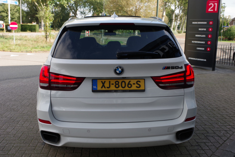 BMW X5 M50d 380 PK, Panoramadak, Elek. Trekhaak, LED, Comfortstoelen, 360 Camera