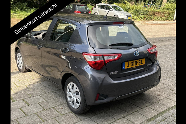 Toyota Yaris 1.5 HYBRID GRAYLINE AUTOMAAT 44.000 KM! CAMERA.CLIMATE CONTROLL. GARANTIE TOT 2028*