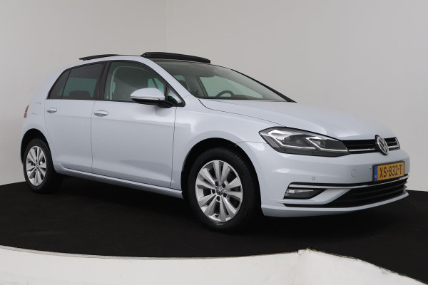 Volkswagen Golf 1.0 TSI Comfortline Business Automaat (PANORAMADAK, ADAPTIVE, STOELV, NAVI, PDC, CAMERA, NL-AUTO, DEALER ONDERH)