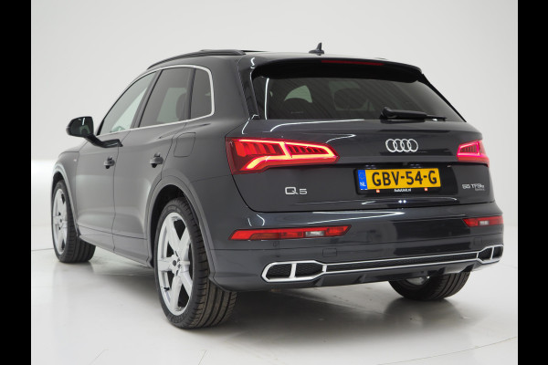 Audi Q5 55 TFSI e quattro Competition | RS Stoelen | Panoramadak | Luchtvering | B&O | Keyless | Adaptive