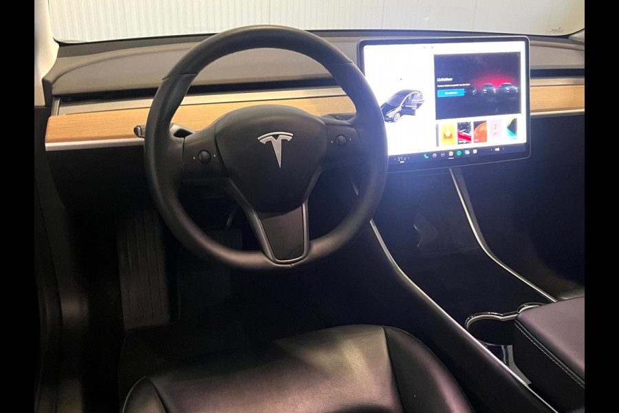 Tesla Model 3 Standard RWD Plus 60 kWh