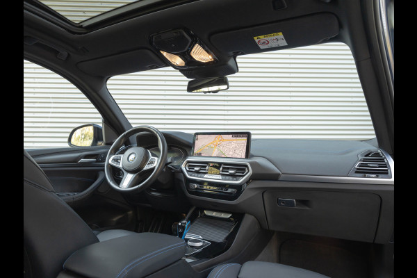 BMW iX3 Facelift - High Executive - Head Up - ACC - Harman Kardon - Parking Ass Plus