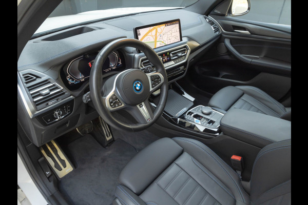 BMW iX3 High Executive - Pano - Trekhaak - Head Up - Driving Ass Prof - Harman Kardon