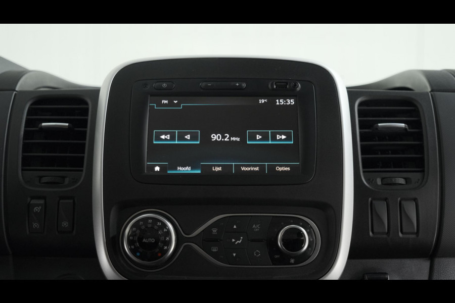 Renault Trafic 2.0 dCi 170 T29 L2H1 DC Comfort | Trekhaak | Camera | Apple Carplay | Betimmering Laadruimte