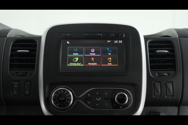 Renault Trafic 2.0 dCi 170 T29 L2H1 DC Comfort | Trekhaak | Camera | Apple Carplay | Betimmering Laadruimte