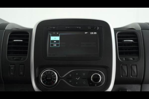 Renault Trafic 2.0 dCi 170 T29 L2H1 DC Comfort | Trekhaak | Camera | Apple Carplay | Betimmering Laadruimte