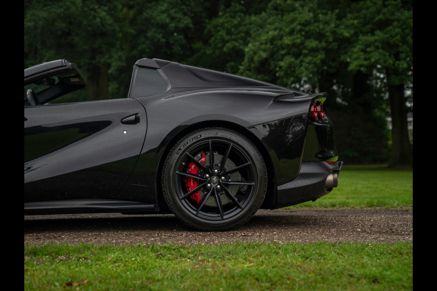 Ferrari 812 GTS 6.5 V12 HELE | Lift | Carbon Driver Zone | Surround view | Front PPF | Dreamline interior