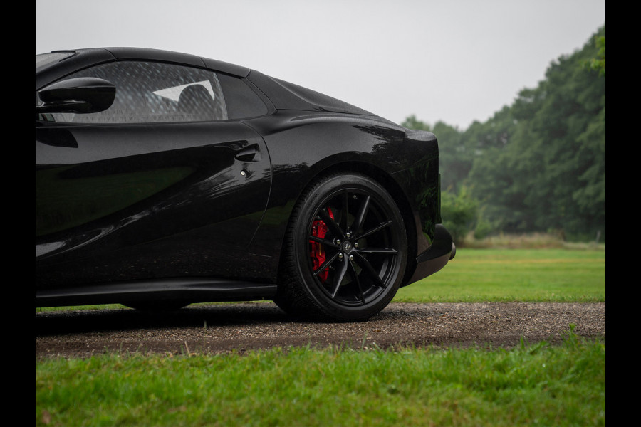 Ferrari 812 GTS 6.5 V12 HELE | Lift | Carbon Driver Zone | Surround view | Front PPF | Dreamline interior