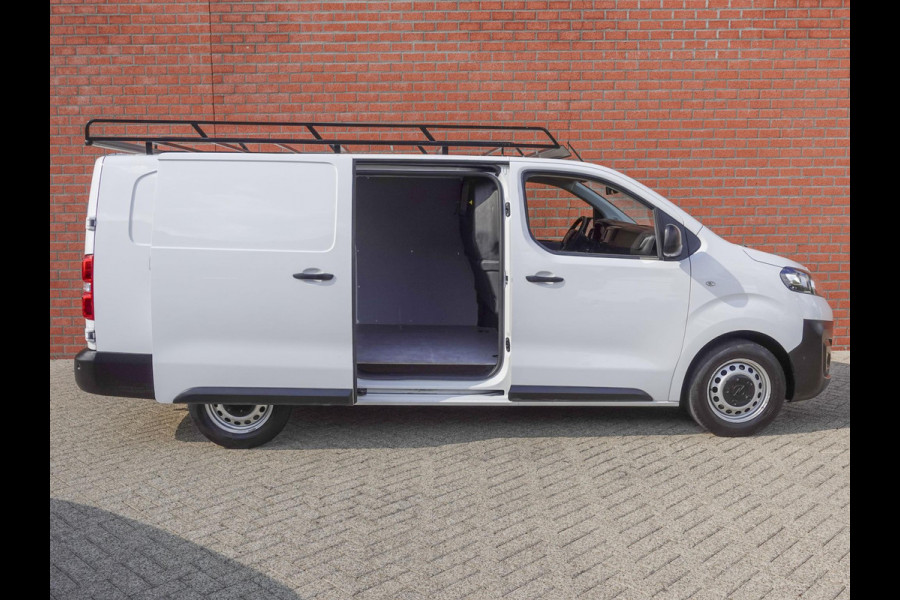 Opel Vivaro 1.5 CDTI L3H1 Edition Lang L3 Navigatie Parkeersensoren achter Trekhaak Cruise Control Airco Imperiaal